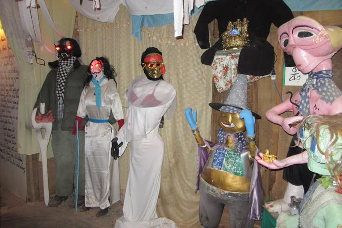 Hình nộm ma quái-min