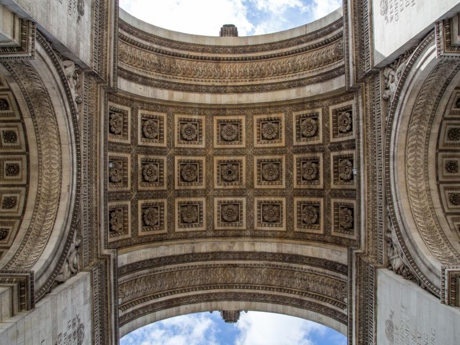 Khải Hoàn Môn được mệnh danh là công trình điêu khắc tổng thể lớn nhất nước Pháp trong thế kỷ 19