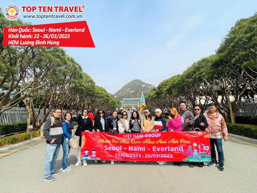 Tổng hợp hình đoàn tour du lịch khởi hành tháng 3 tại Top Ten Travel