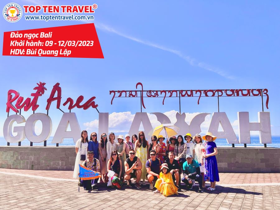 Tổng hợp hình đoàn tour du lịch khởi hành tháng 3 tại Top Ten Travel