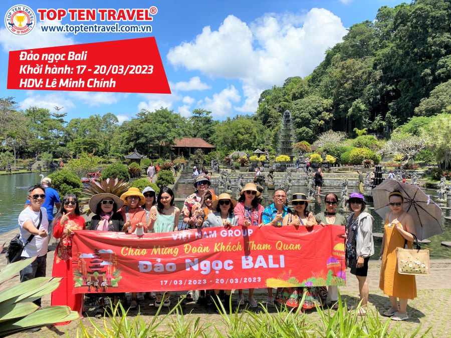 Tổng hợp hình đoàn tour du lịch khởi hành tháng 3 tại Top Ten Travel