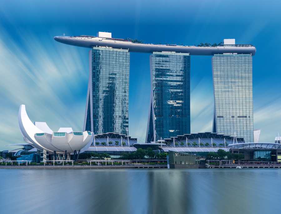 Marina Bay Sands sở hữu hồ bơi vô cực tuyệt đẹp nằm trên tầng thượng