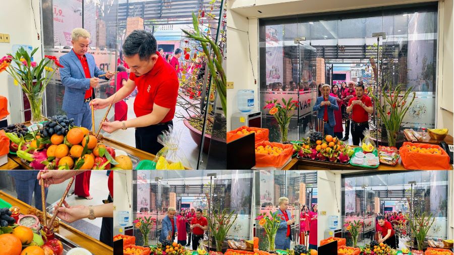 Hai đại diện cấp cao của Top Ten Travel là Ông Dương Bá Hưng và Ông Nguyễn Văn Toàn dâng hương trong buổi lễ khai trương đầu năm