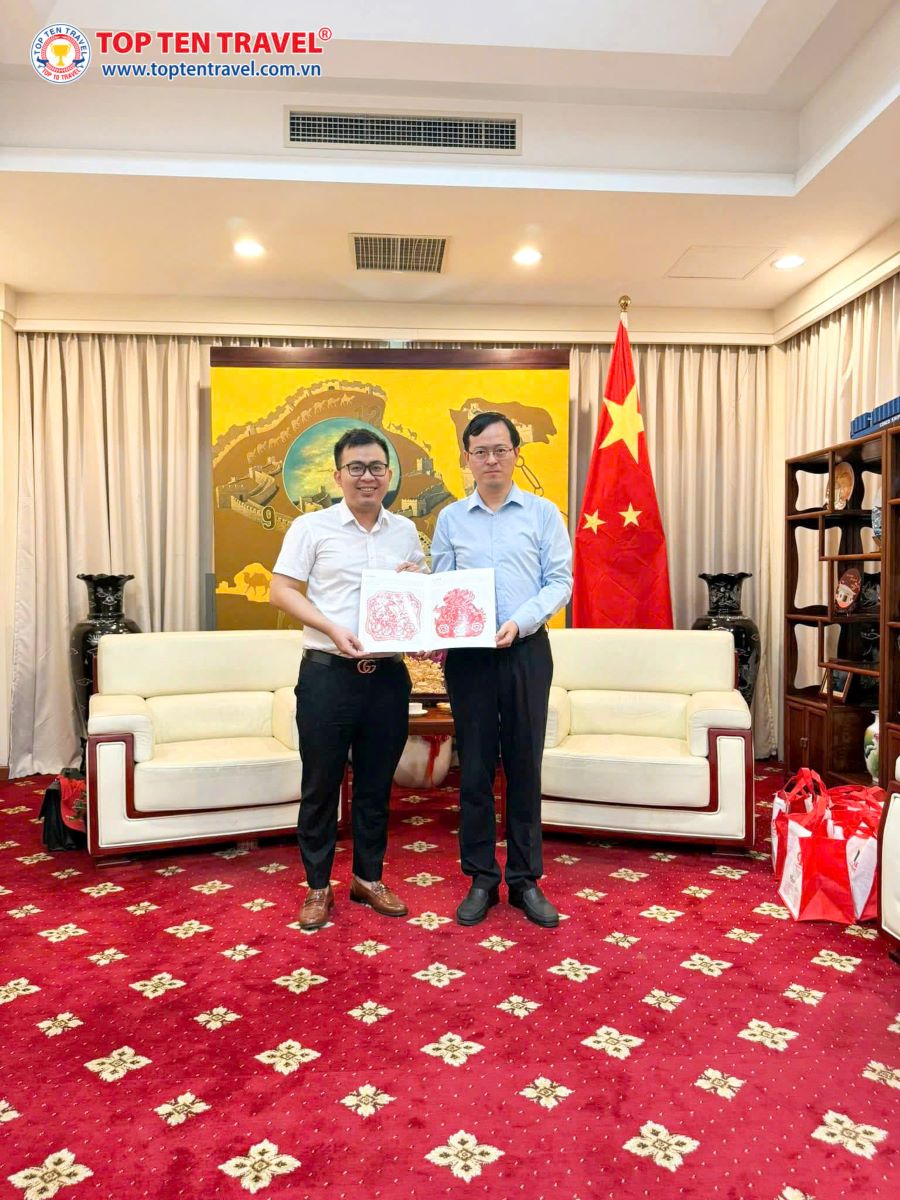 Lãnh Sự Quán Trung Quốc đánh giá cao vai trò và đóng góp của Top Ten Travel trong việc phát triển thị trường tour du lịch Trung Quốc