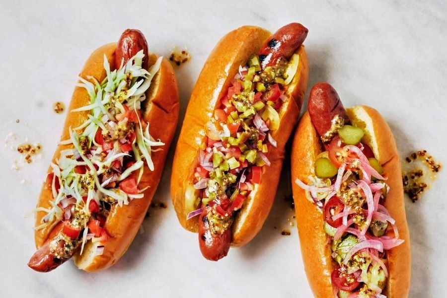 Hot Dogs không chỉ đơn giản là một món ăn ngon, mà còn là một phần văn hóa của người Mỹ