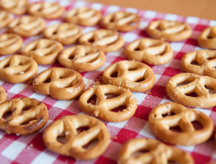 Những chiếc bánh Brezel vô cùng thơm ngon và có giá thành phải chăng