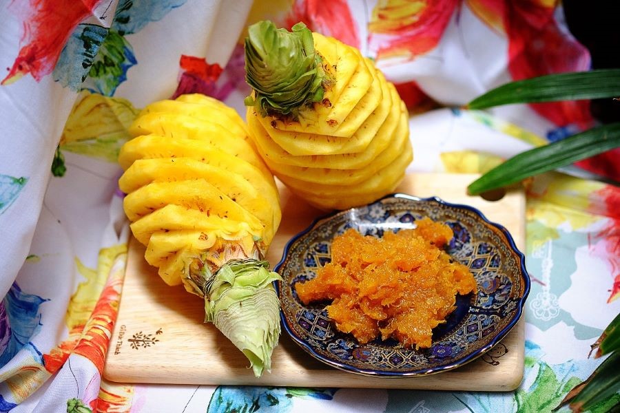 Dứa chắc chắn là nguyên liệu không thể thiếu trong món bánh dứa Đài Loan