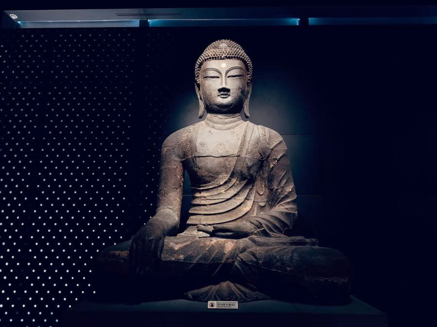 Khu vực Goryeo mang đến cho bạn cái nhìn sâu sắc về một thời kỳ Phật giáo hưng thịnh và nền văn hóa quý tộc phát triển