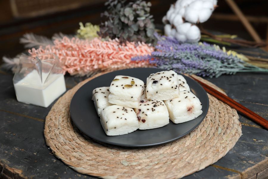 Jeungpyeon là một loại bánh gạo truyền thống trong văn hóa ẩm thực Hàn Quốc