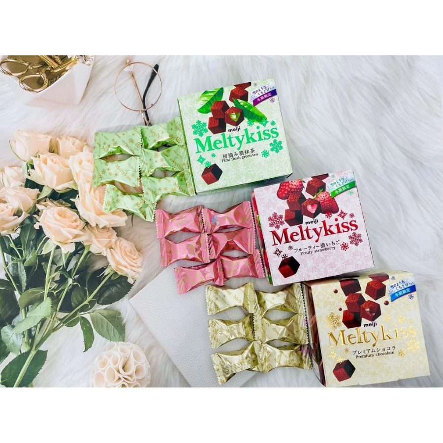 Lotte Almond Chocolate Crisp là một trong những loại bánh kẹo được yêu thích nhất tại Nhật Bản