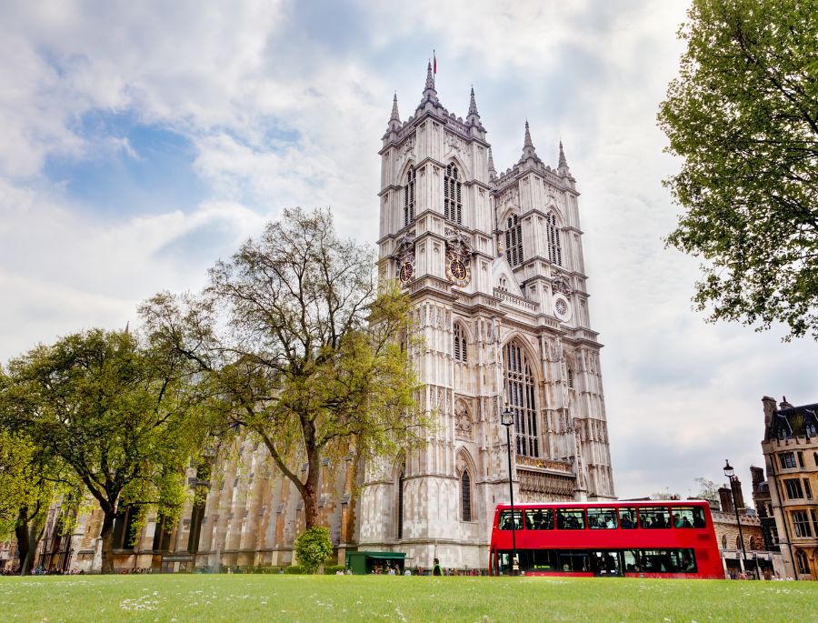 Tu viện Westminster là nơi ghi dấu ấn lịch sử sâu sắc của Vương Quốc Anh