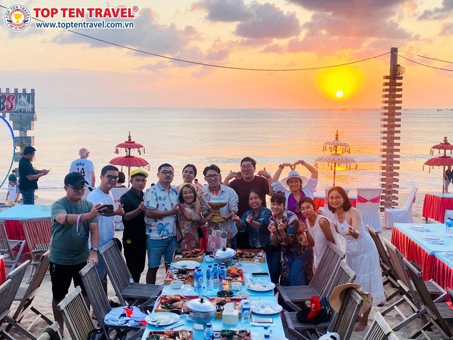 Chi phí ăn uống khi đi du lịch Bali cũng không quá đắt đỏ