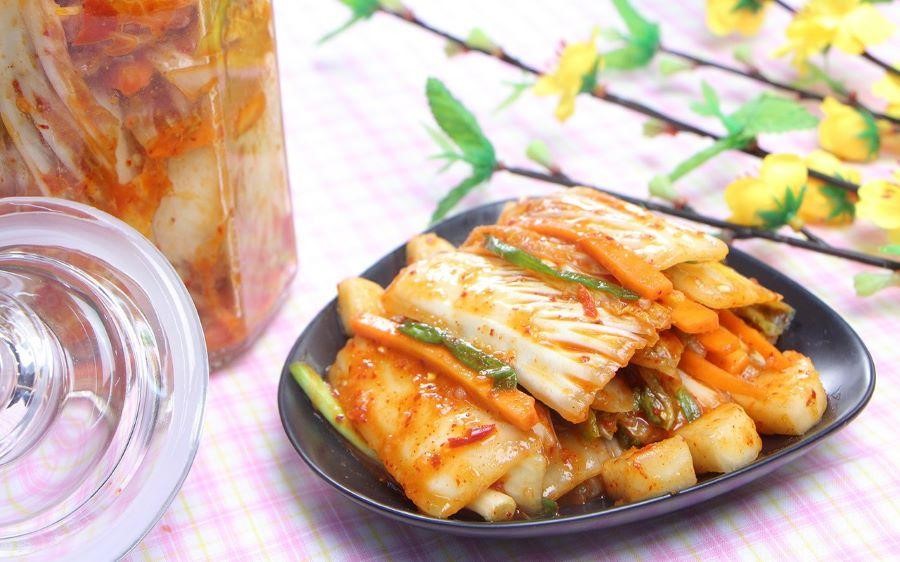 Kim chi giúp các món ăn chính thêm phần đậm đà