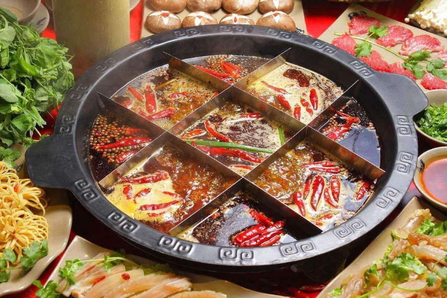 Lẩu Trùng Khánh - Món ăn trứ danh của thành phố này