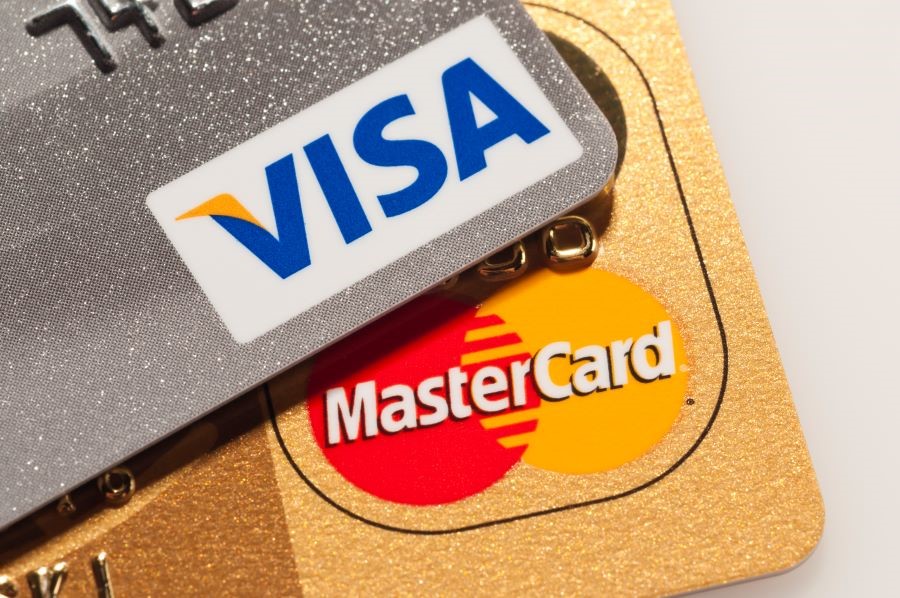 Các loại thẻ thanh toán quốc tế như Visa/Mastercard.