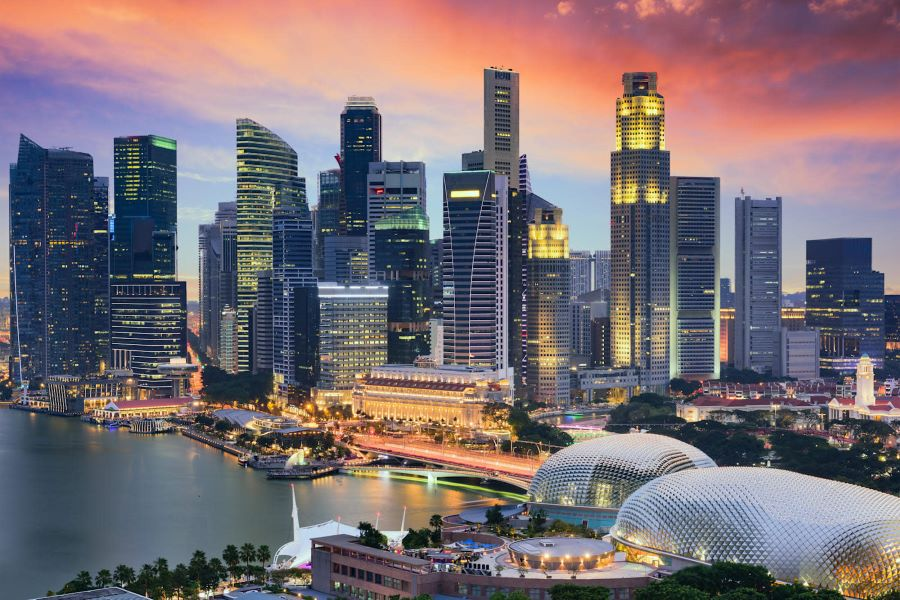 Singapore là một hòn đảo thuộc khu vực Đông Nam Á