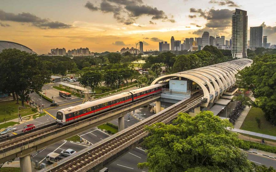 Tàu điện (MRT) là phương tiện được ưa chuộng nhất ở đảo quốc Singapore