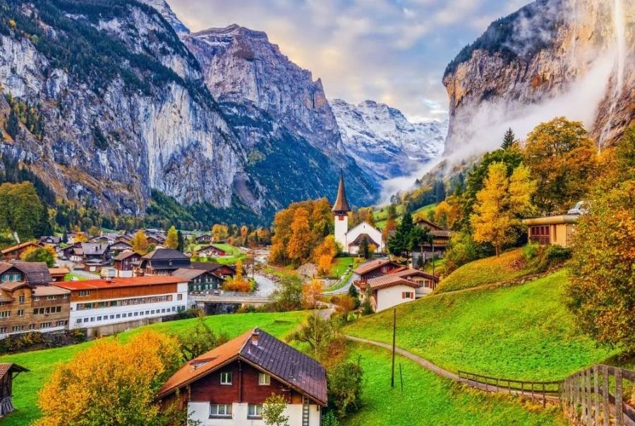 Vẻ đẹp lãng mạn của mùa thu Thuỵ Sĩ