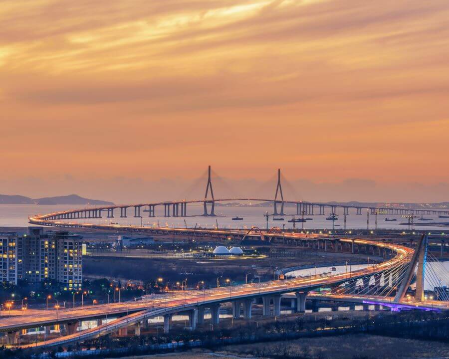 Cầu Incheon không chỉ là một công trình giao thông, mà còn là một tác phẩm nghệ thuật kiến trúc độc đáo tại Hàn Quốc