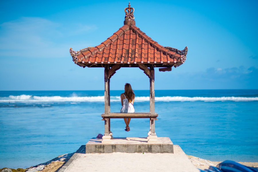 Pandawa thu hút du khách bởi vẻ đẹp hoang sơ, nước biển trong xanh và bờ cát trắng mịn trải dài