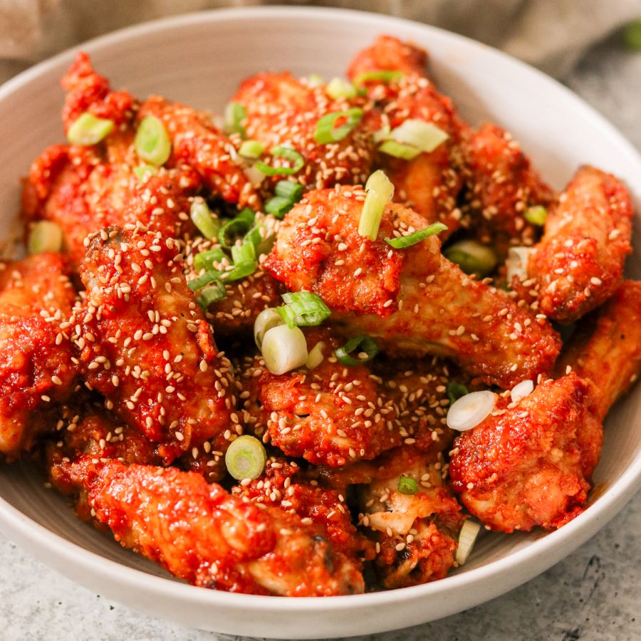 Yangnyeom Chicken - Một trong những món ăn ngon ở Seoul mà bạn nhất định không được bỏ lỡ