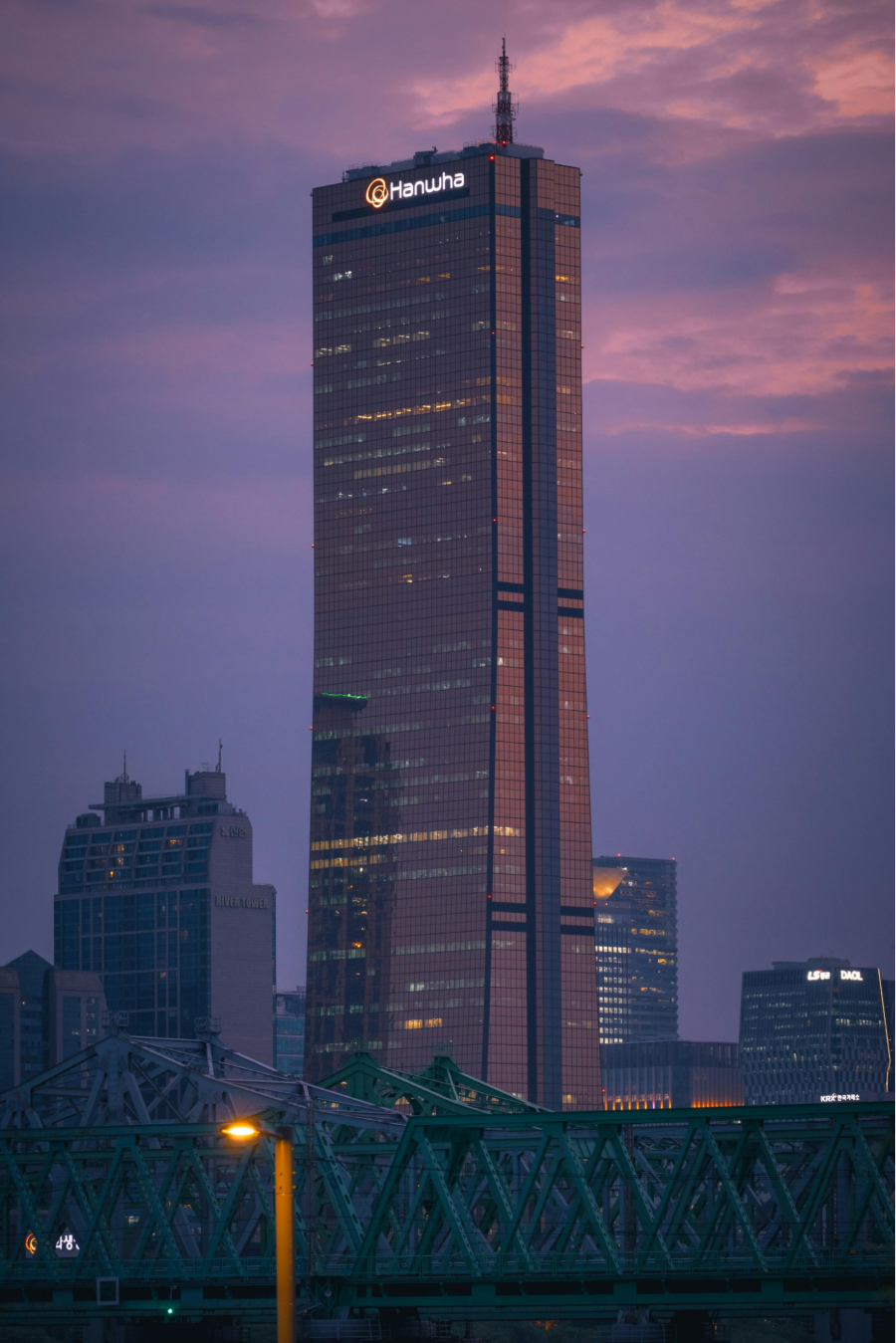 Tòa nhà 63 là một trong những biểu tượng nổi tiếng nhất của Seoul