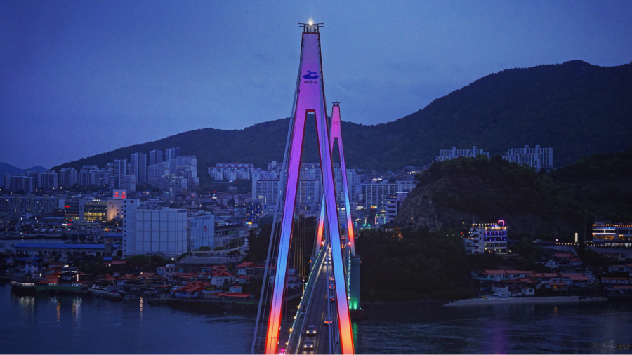 Cầu Dolsan tại thành phố biển Yeosu chính là một điểm nhấn không thể bỏ qua trong chuyến du lịch Hàn Quốc của bạn