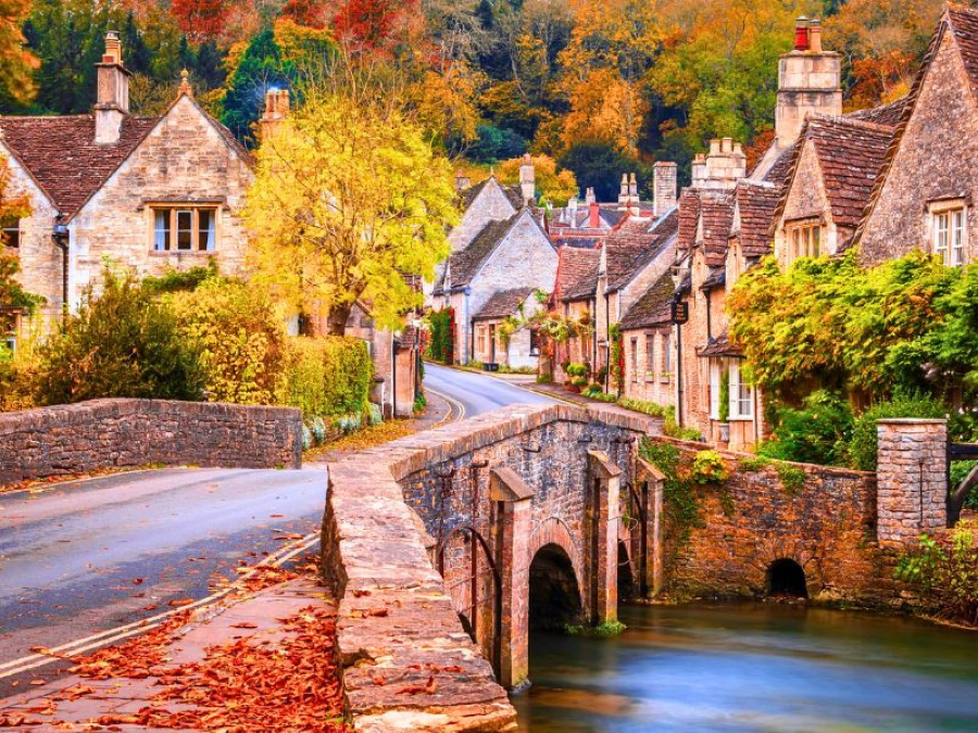 Cotswolds vào mùa thu như một bức tranh cổ tích sống động