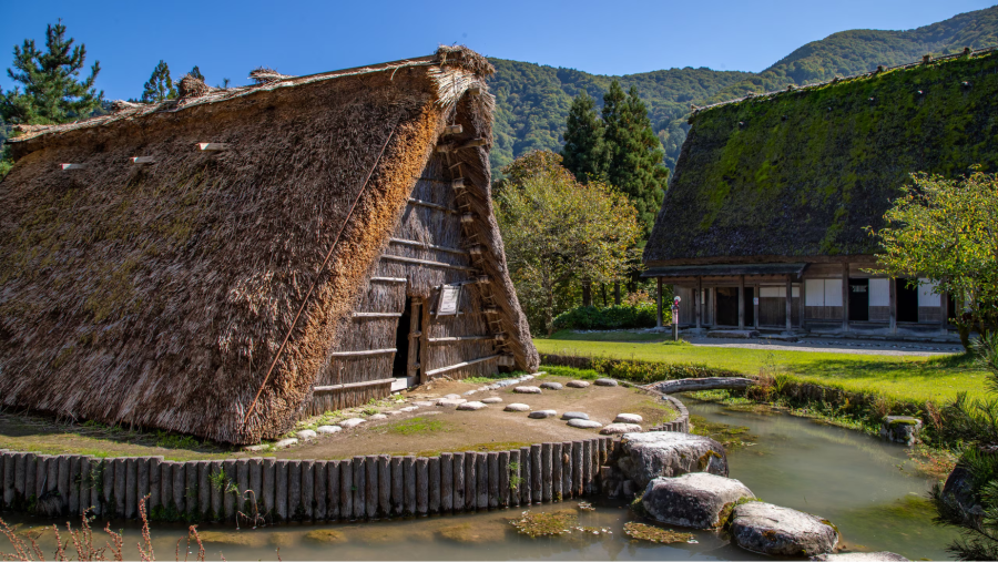Bảo tàng Gassho-zukuri Minkaen như một bức tranh sống động tái hiện lại một ngôi làng Shirakawago thu nhỏ