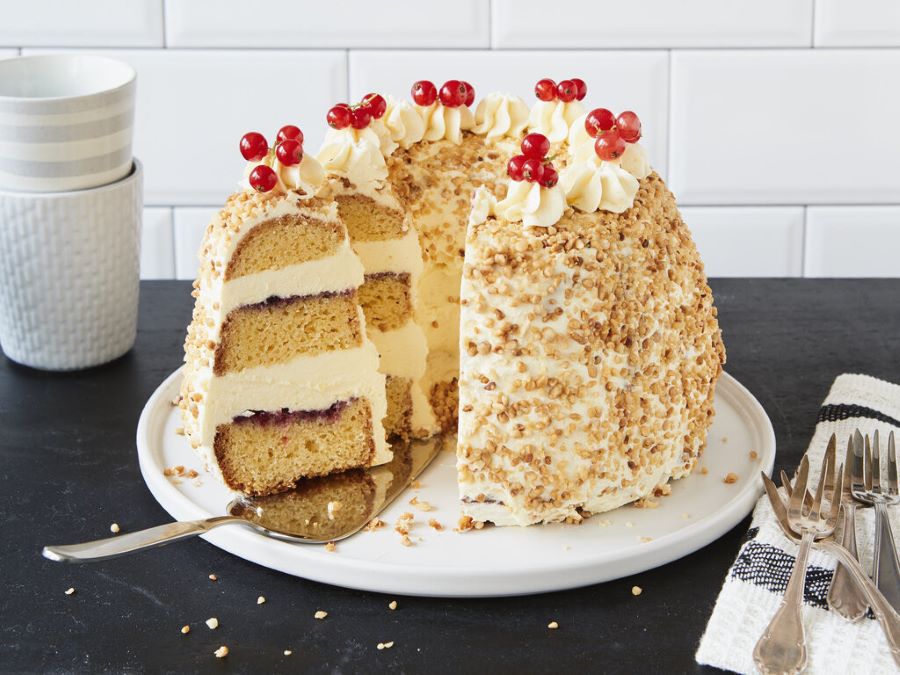 Bánh Frankfurter Kranz mềm xốp là món tráng miệng được người dân Frankfurt vô cùng ưa chuộng