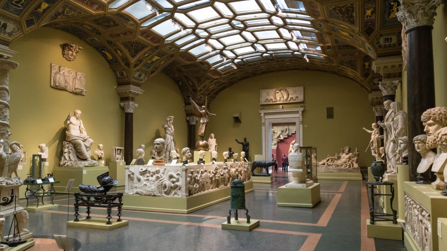 Bảo tàng Puskin là cái tên tiếp theo phải kể đến trong danh sách những địa điểm du lịch Nga nổi tiếng mà bạn không được bỏ qua