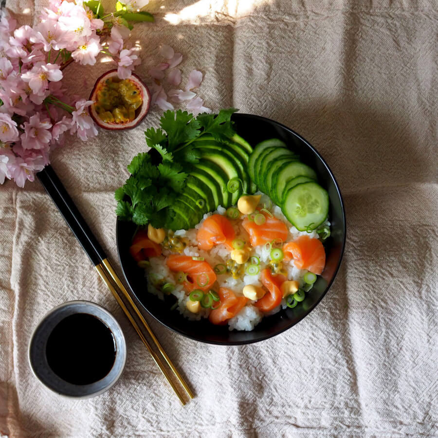 Sushi Chirashi Edomae là một biến thể đặc biệt của món Chirashizushi truyền thống, mang đậm dấu ấn của vùng Edo