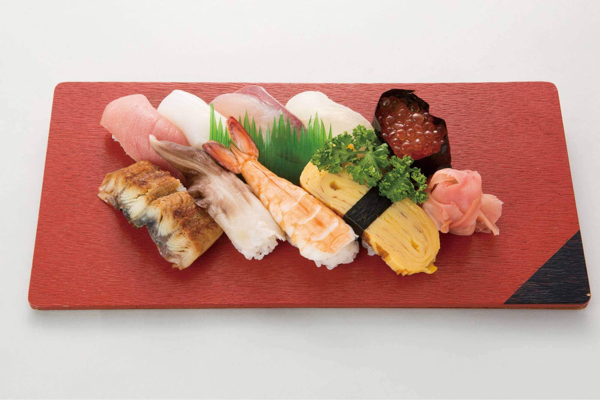 Sushi ở chợ Kuromon còn được trình bày rất đẹp mắt, kích thích vị giác của thực khách ngay từ cái nhìn đầu tiên