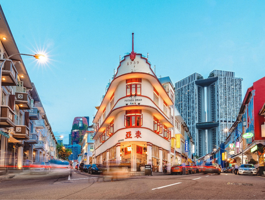 Keong Saik Road tựa như một viên ngọc quý ẩn mình với những dãy nhà cổ kính mang đậm dấu ấn thời gian