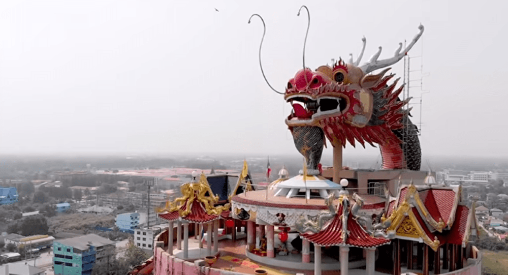 Chùa Wat Samphran với kiến trúc độc đáo ở Thái Lan