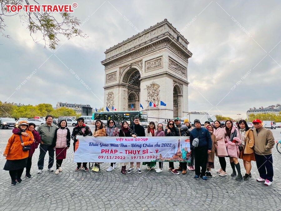 Đoàn khách Top Ten Travel tham quan và khám phá các nước Châu Âu