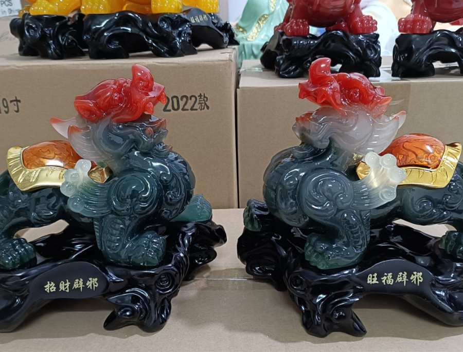  Tỳ Hưu có xuất phát từ Trung Hoa và được biết đến là con thứ chín của vua Rồng