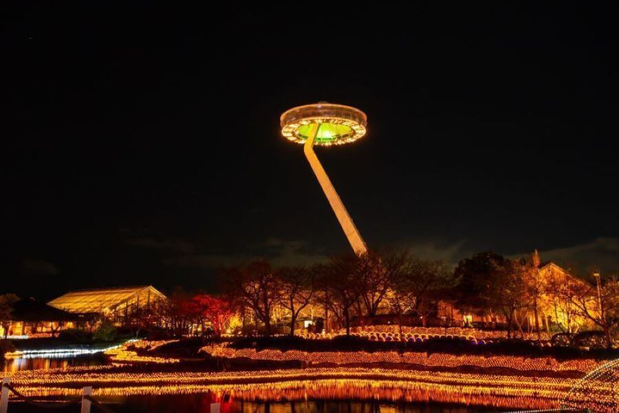 Đài quan sát Đảo Phú Sĩ tại Công viên Nabana no Sato mang đến một trải nghiệm ngắm cảnh độc đáo