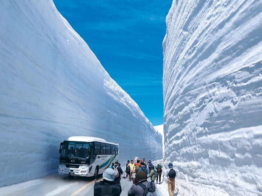 Vẻ đẹp ấn tượng của Cung đường tuyết Tateyama Kurobe Alpine
