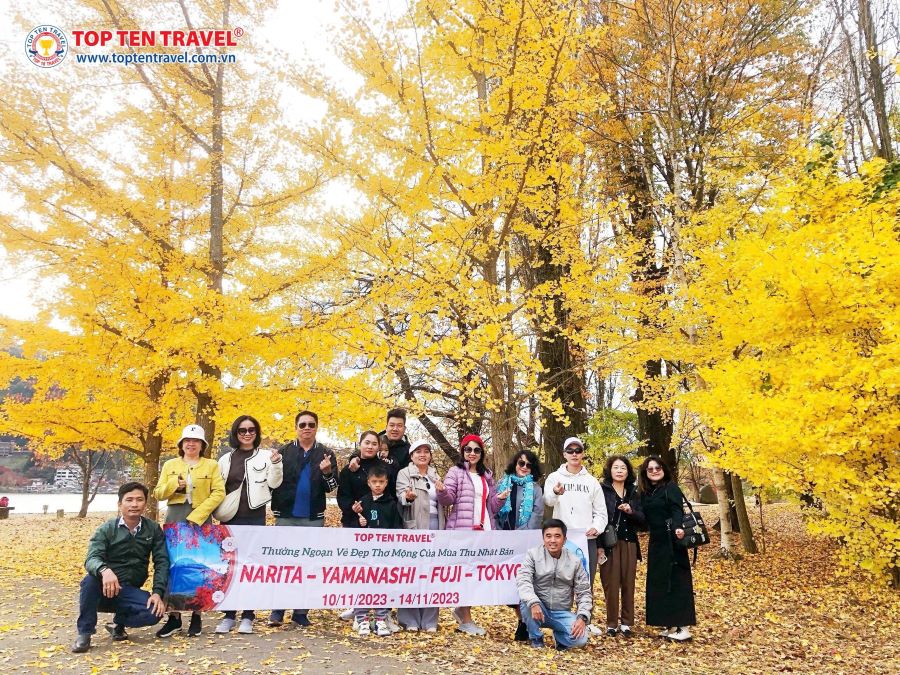 Đoàn khách Top Ten Travel trong các tour Nhật Bản 