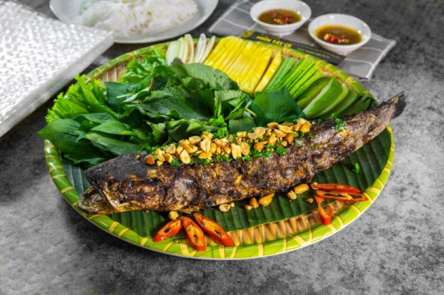 Cá lóc nướng trui - đặc sản miền Tây thơm ngon khó cưỡng