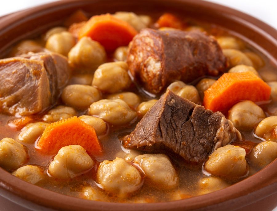 Món hầm truyền thống Cocidos có hương vị đậm đà, phù hợp với mọi đối tượng thưởng thức