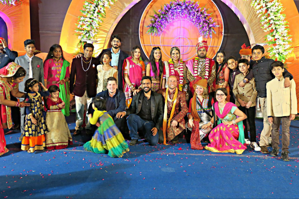 Du khách mất phí khi tham dự đám cưới của người Ấn Độ