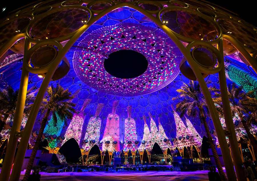 Mỗi một màn biểu diễn ánh sáng đều mang những ý nghĩa riêng biệt