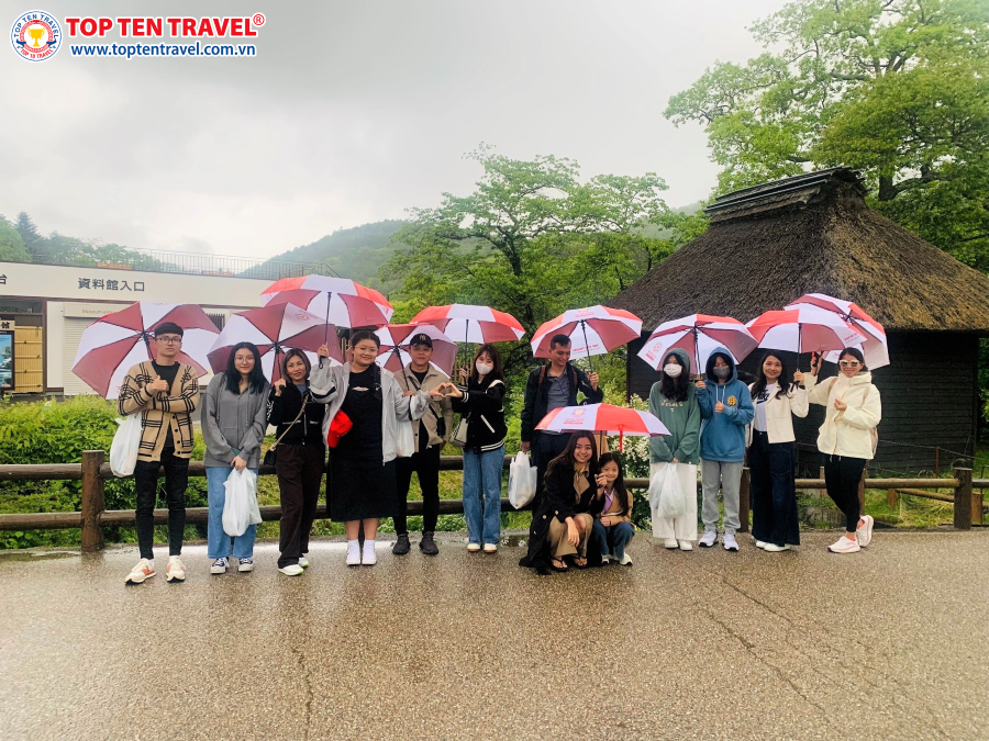 Đoàn Khách Top Ten Travel tham quan du lịch tại Nhật Bản