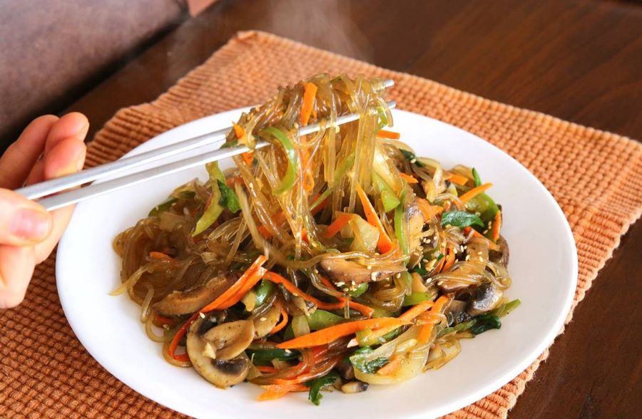 Japchae vừa thơm ngon hấp dẫn vừa đảm bảo đủ chất dinh dưỡng
