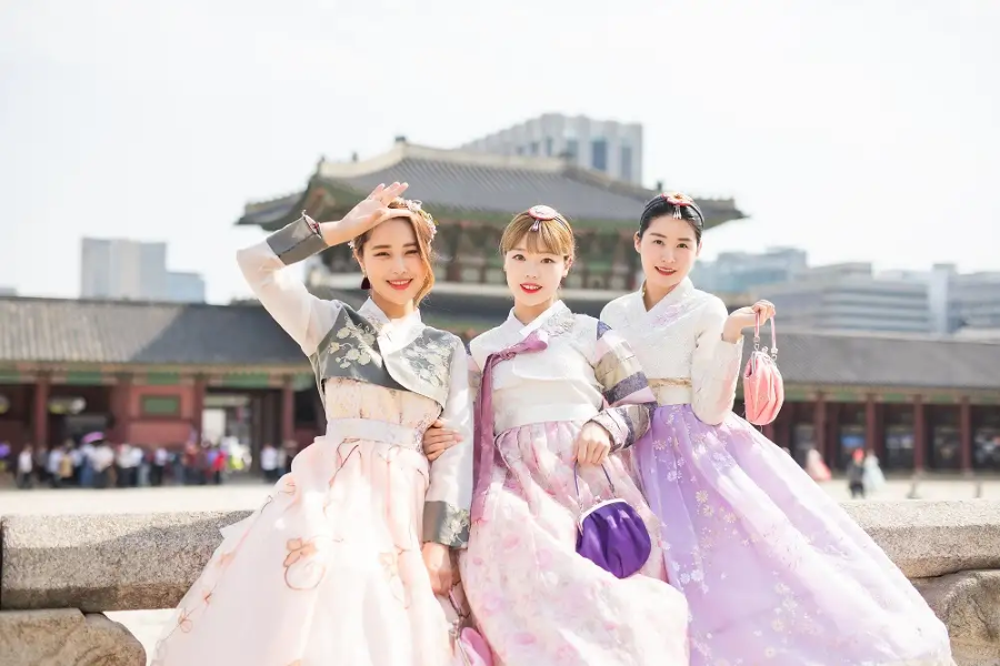 Trang phục Hanbok Hàn Quốc sở hữu vẻ đẹp độc đáo, tinh tế