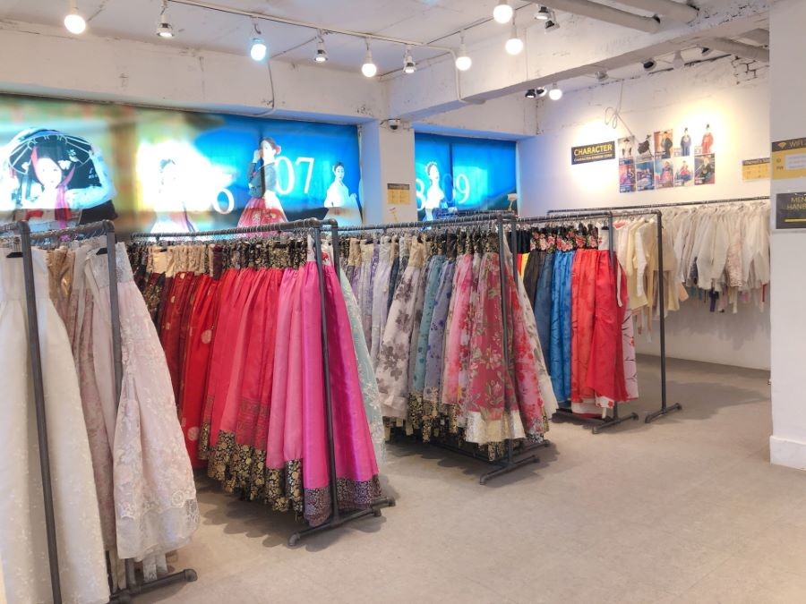 Hanbok được may theo nhiều chủ đề riêng biệt