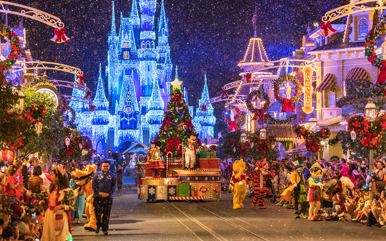 Địa điểm check-in chuẩn Noel cho team Hà Thành "sống ảo"