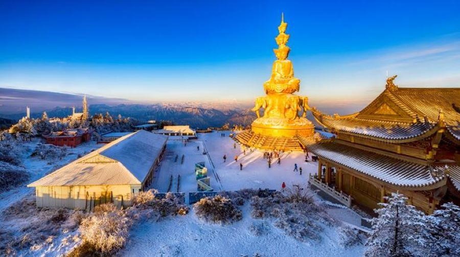 Từ lâu, Nga Mi đã nổi tiếng về vẻ đẹp như tranh